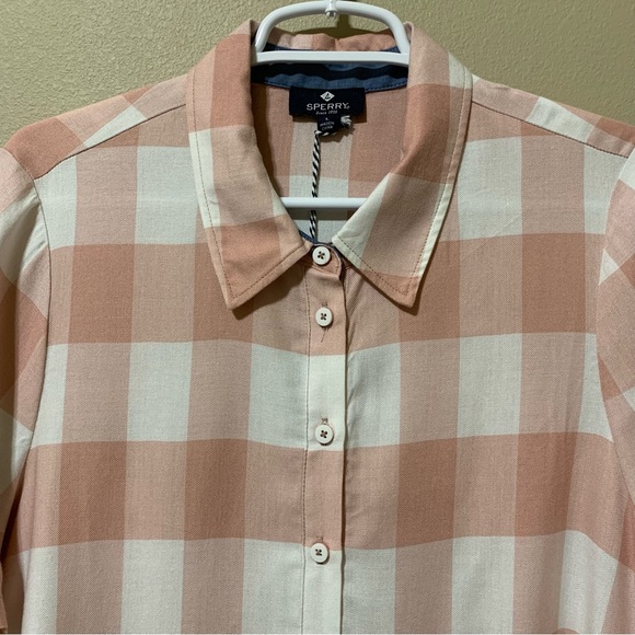 Sperry Rose Plaid Front Button Down Shirt-Size L NWT - Picture 2 of 7